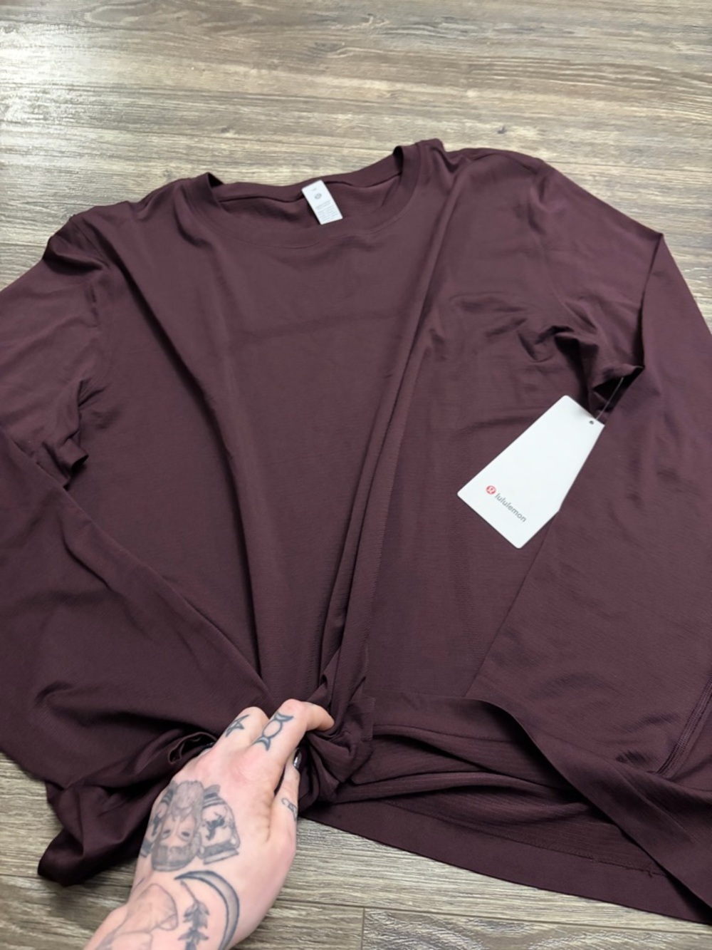 NWT Lululemon Swiftly Relaxed Long-Sleeve Shirt 2.0 *Updated (Black Plum) 14 - Picture 5 of 8